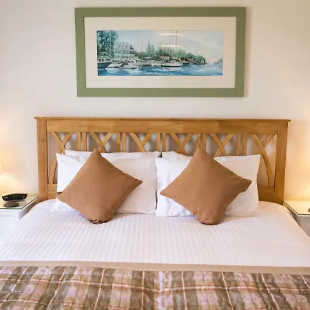 Pengelly Farmhouse B&B-2